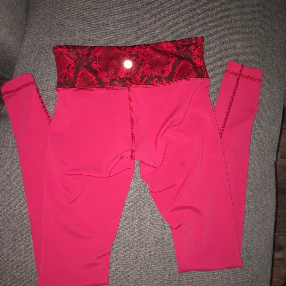 Lululemon reversible wunder under leggings